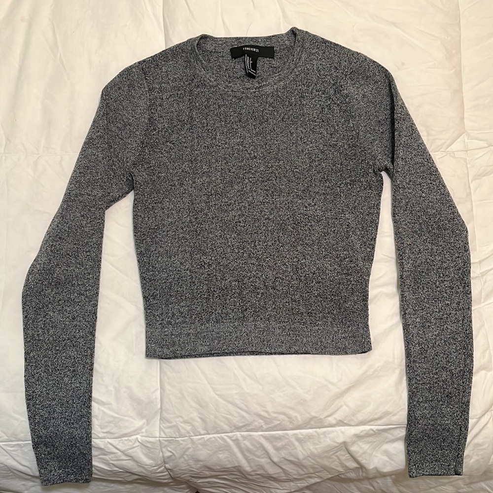 Crop top sweater